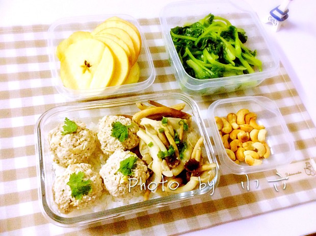 豆腐丸子便当的做法