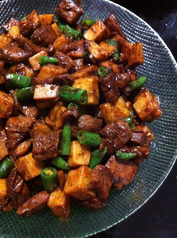 黑椒杏鲍菇牛肉粒的做法