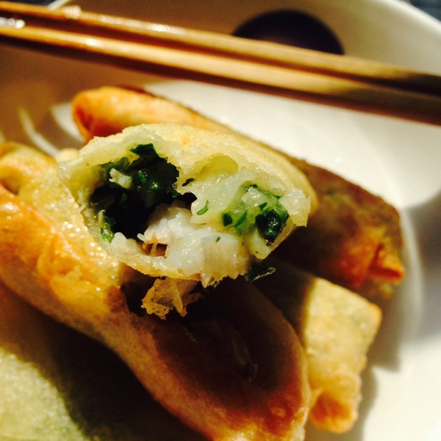 荠菜冬笋黄鱼春卷的做法