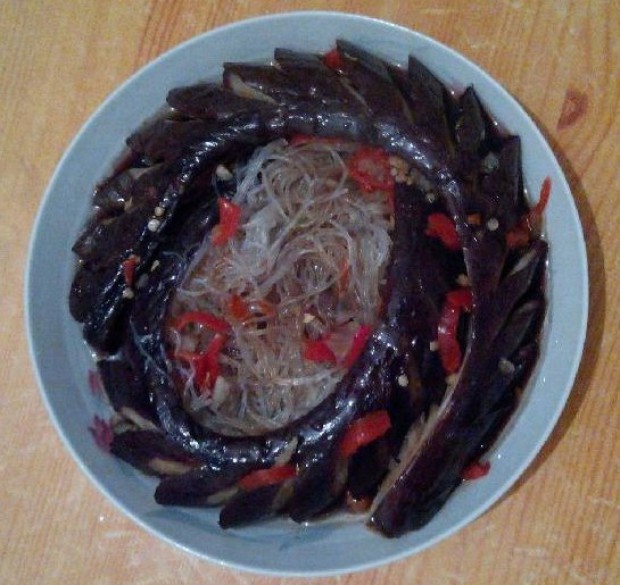 茄子蒸粉丝的做法