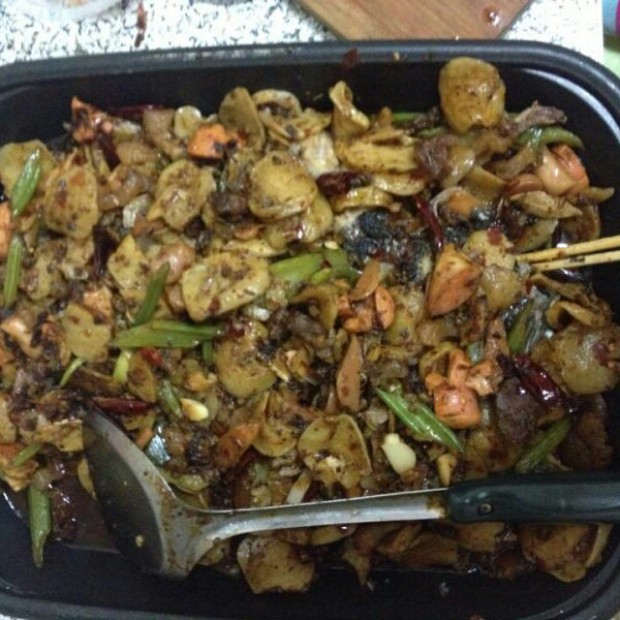 家常干锅兼烤鱼佐料的做法