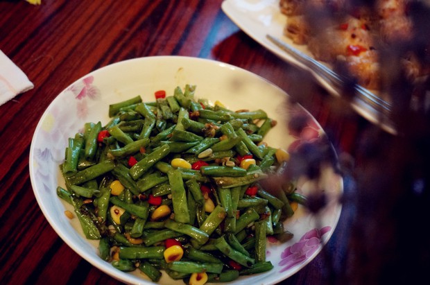 家常小菜炒豇豆的做法