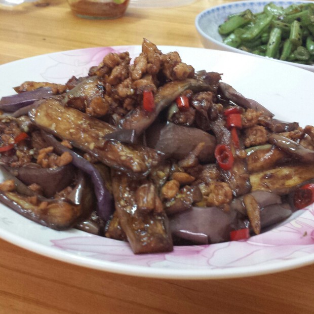 微波炉版鱼香茄子的做法