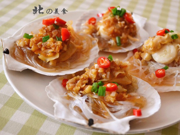 蒜蓉粉丝蒸扇贝的做法
