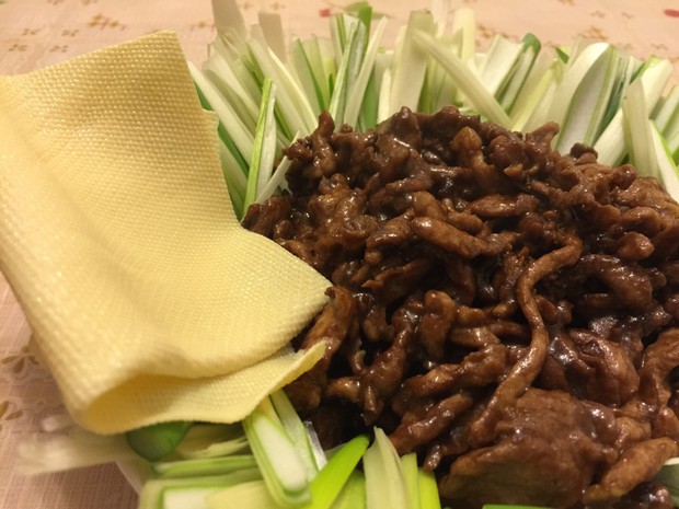 老丁的私房菜-京酱肉丝的做法