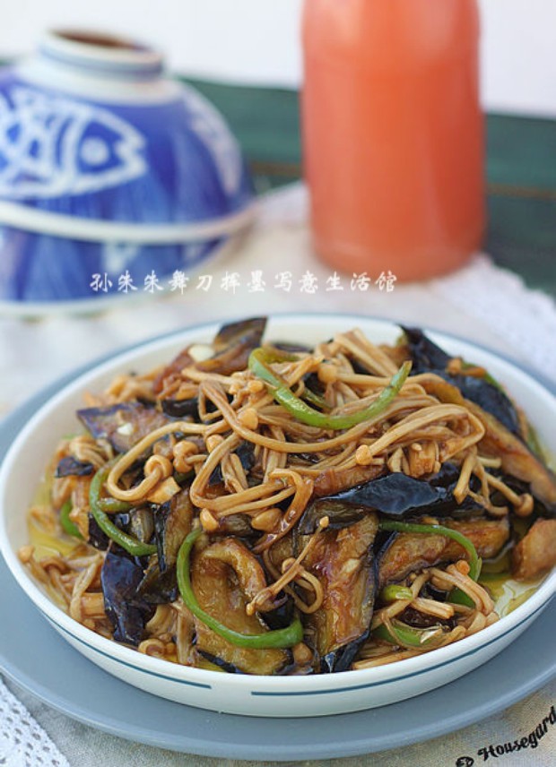 香酱茄子烧针菇的做法