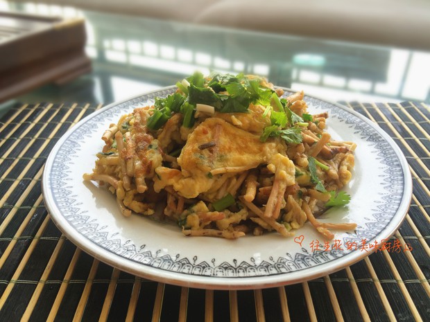 鱼腥草炒鸡蛋的做法