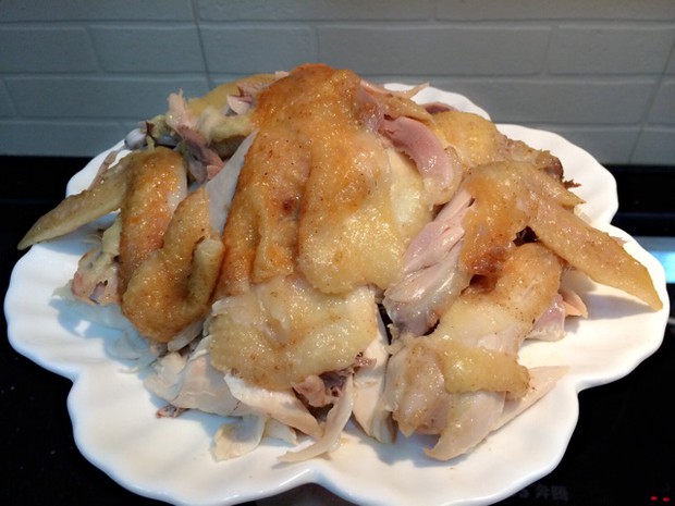 电饭煲盐焗手撕鸡的做法