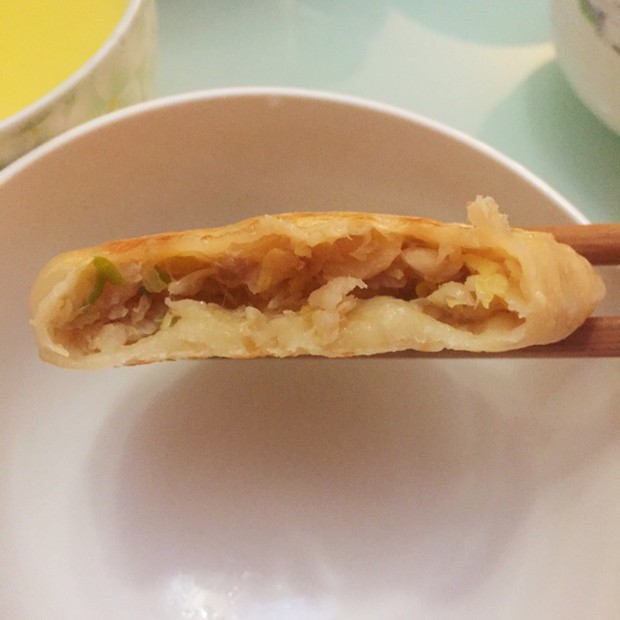 超快上手的酸菜馅饼的做法
