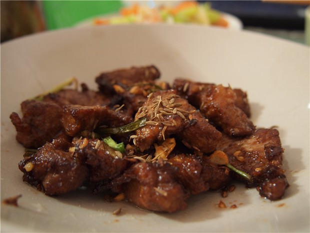 孜然蒜香猪肉的做法