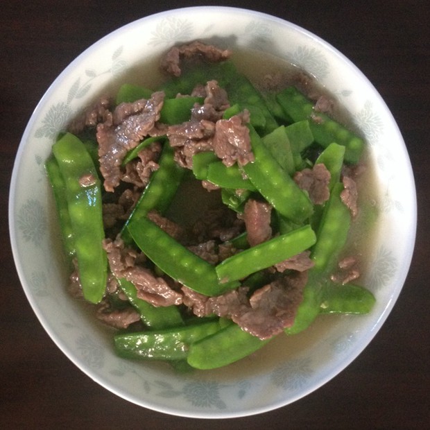 笑妈私房菜—荷兰豆炒牛肉片的做法