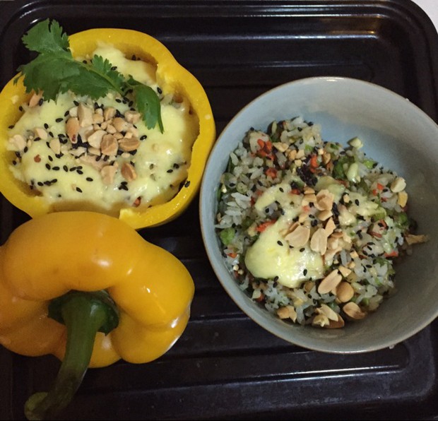 马苏里拉起司焗彩椒杂菜饭的做法