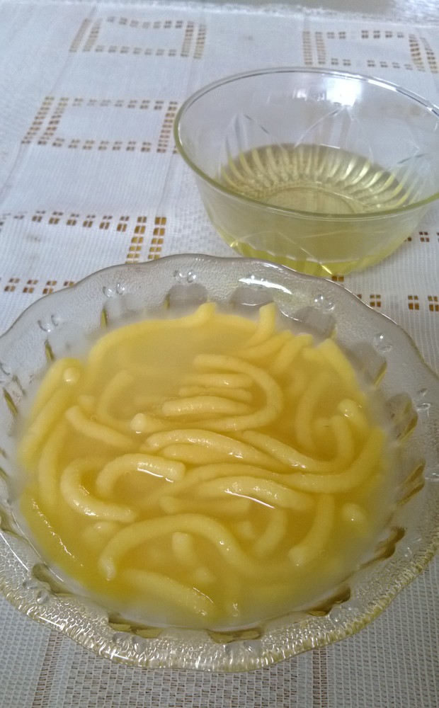 酸汤子的做法