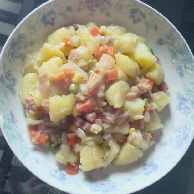 火腿杂蔬土豆的做法