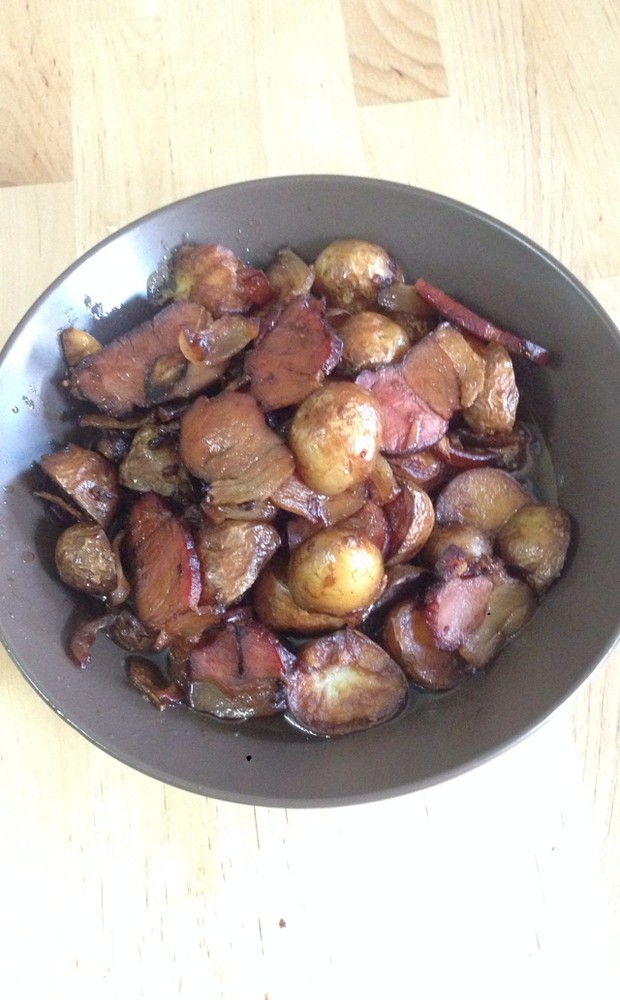 腊肉烧小土豆的做法