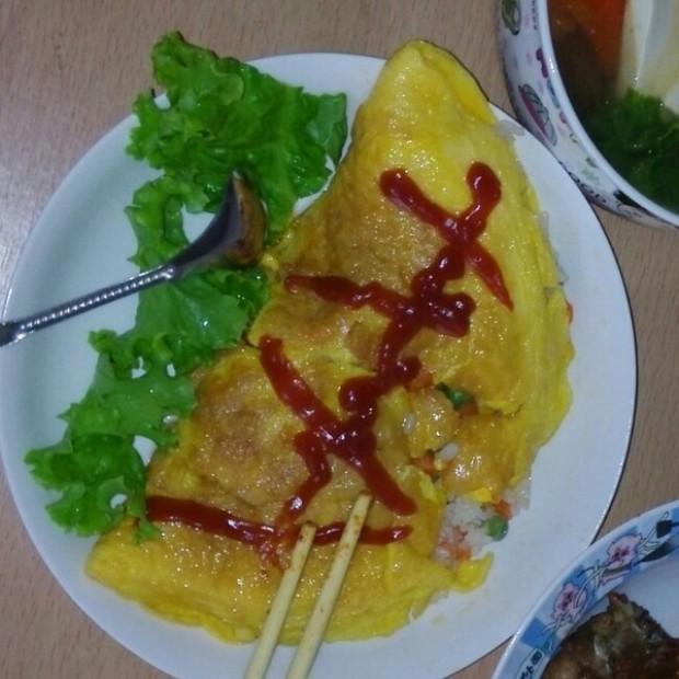蛋包饭的做法