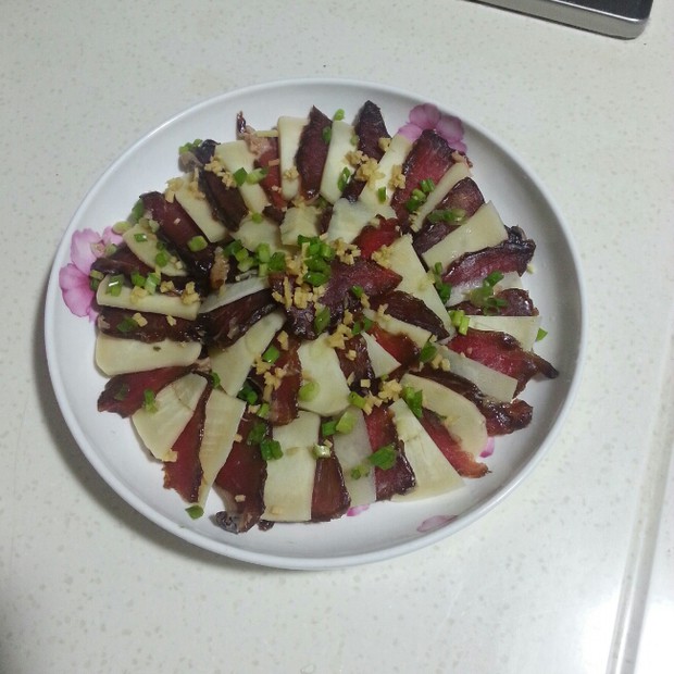 冬笋蒸酱油肉的做法