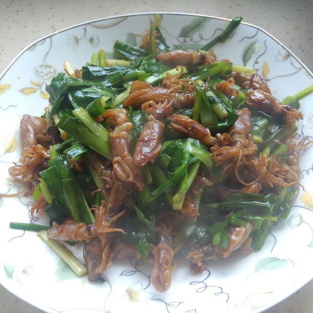 韭菜炒海兔干的做法