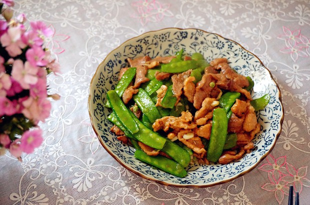 怎么做家常菜肉片小炒荷兰豆好吃 心食神小贴士:一, 肉上的生粉不宜放
