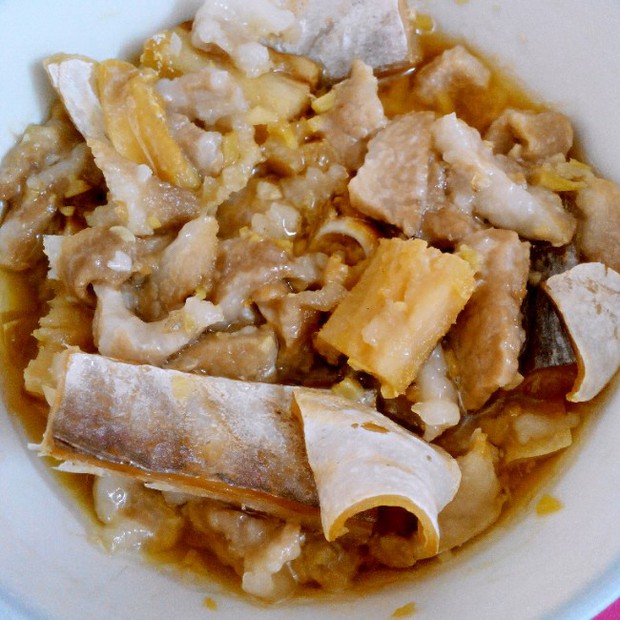 二层肉蒸咸鱼的做法