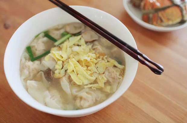 鲜虾馄饨的做法