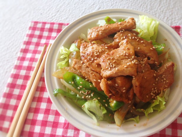 夏日元气猪肉盖饭的做法