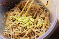 香辣疙瘩丝的做法步骤5