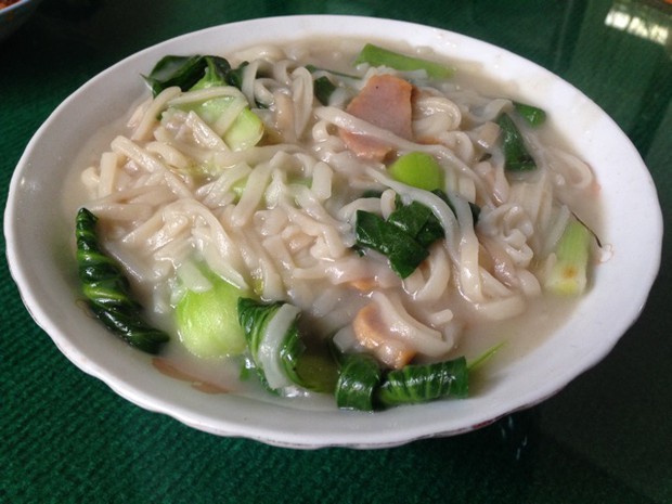 腊肉大葱煮豆丝的做法