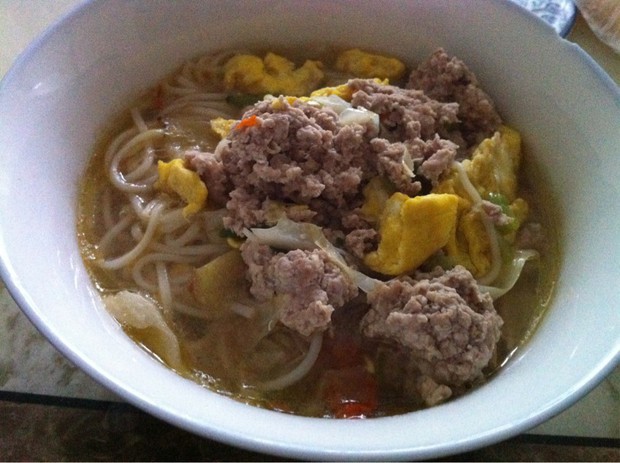 鸡蛋肉饼面的做法