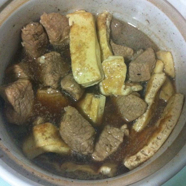 豆豉焖豆腐肉的做法