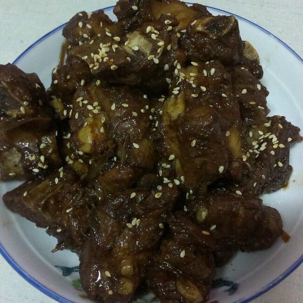 糖醋小排的做法