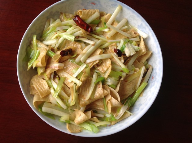 韭黄豆腐皮的做法
