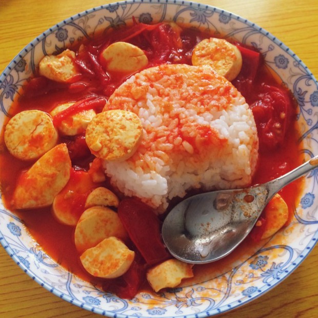 西红柿日本豆腐碟头饭的做法