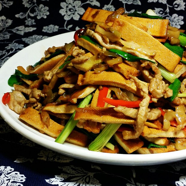 榨菜香干肉丝的做法