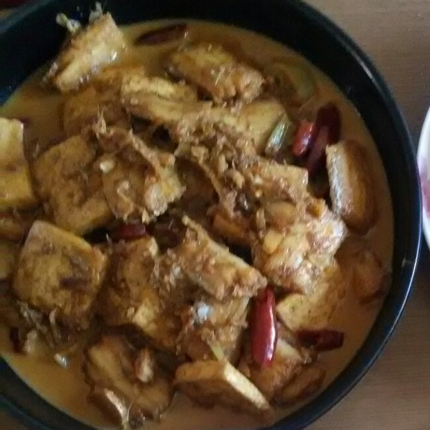 带鱼炖豆腐的做法