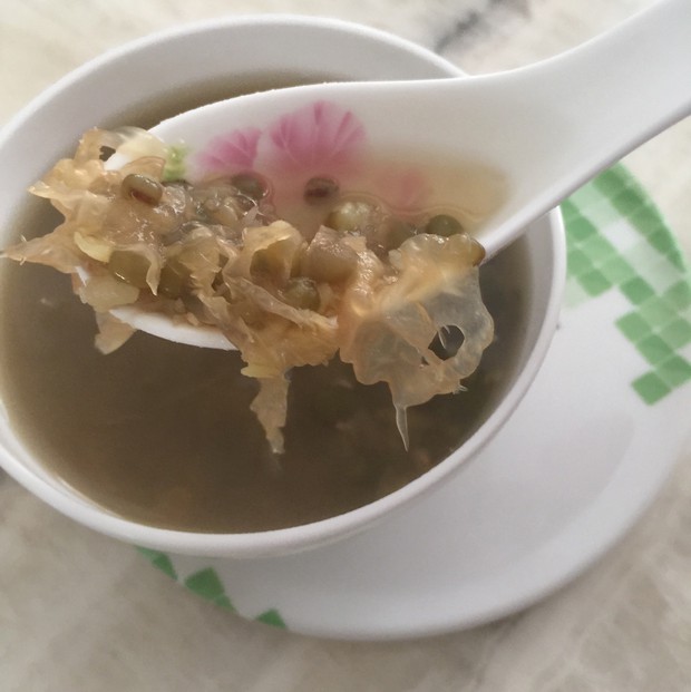 野生佛祖菜绿豆糖水的做法