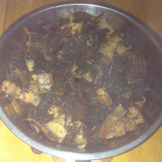 菜干蒸五花肉的做法