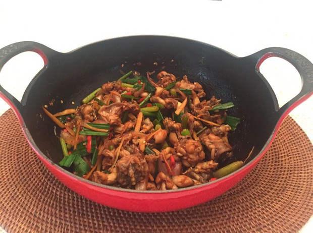 干锅田鸡的做法