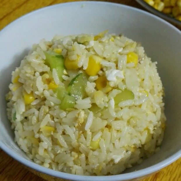 皇室黄金蛋炒饭的做法