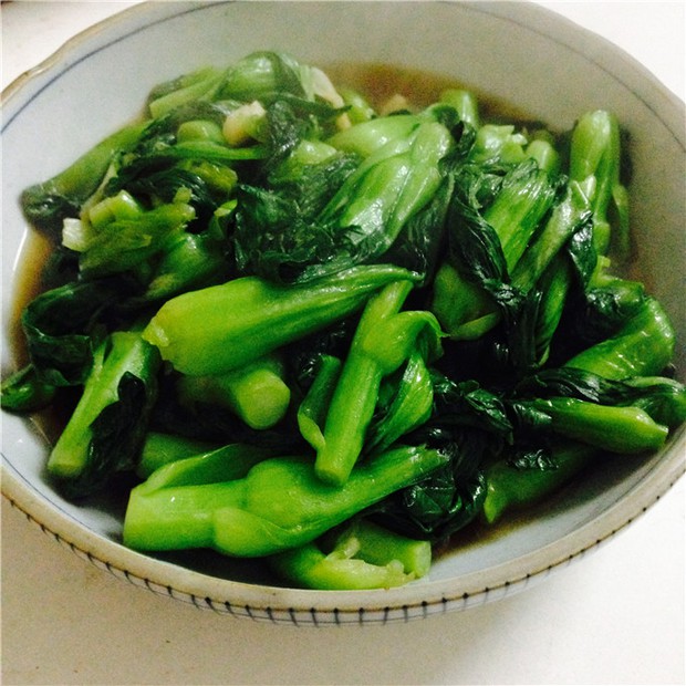 蚝油酱油菜心的做法