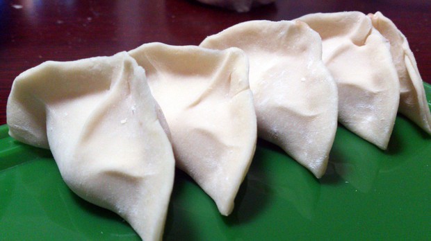 白菜猪肉饺的做法