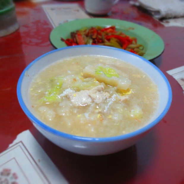 跟姥姥学的白菜豆腐疙瘩汤的做法
