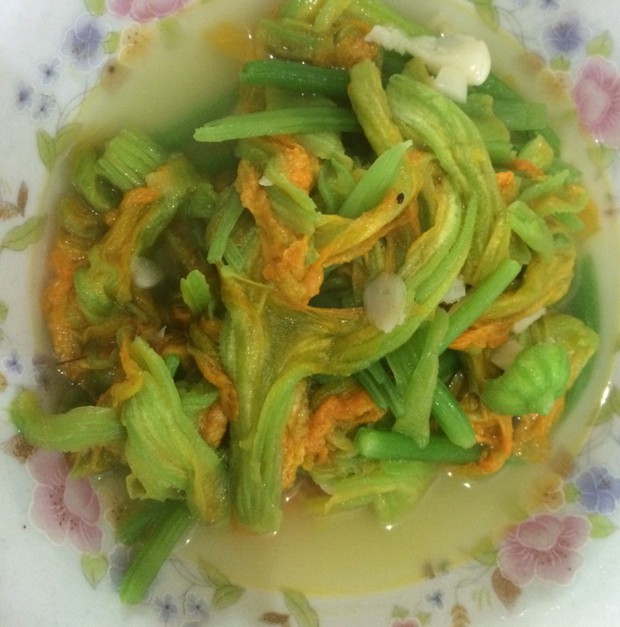 清炒南瓜花的做法