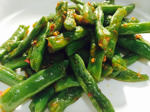 蒜蓉辣椒酱四季豆的做法