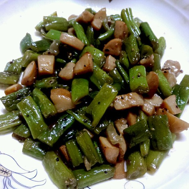 黑椒杏鲍菇炒刀豆的做法