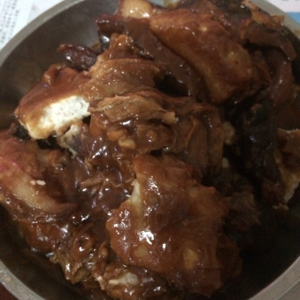 南乳芋头扣肉的做法