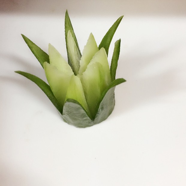 雕黄瓜花的做法