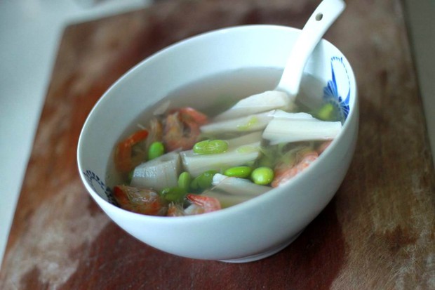 毛豆虾干汤的做法
