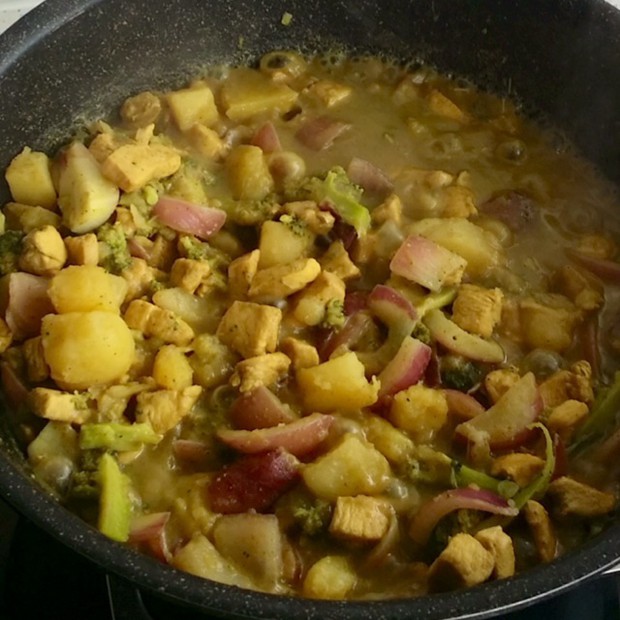 美式咖喱土豆鸡的做法