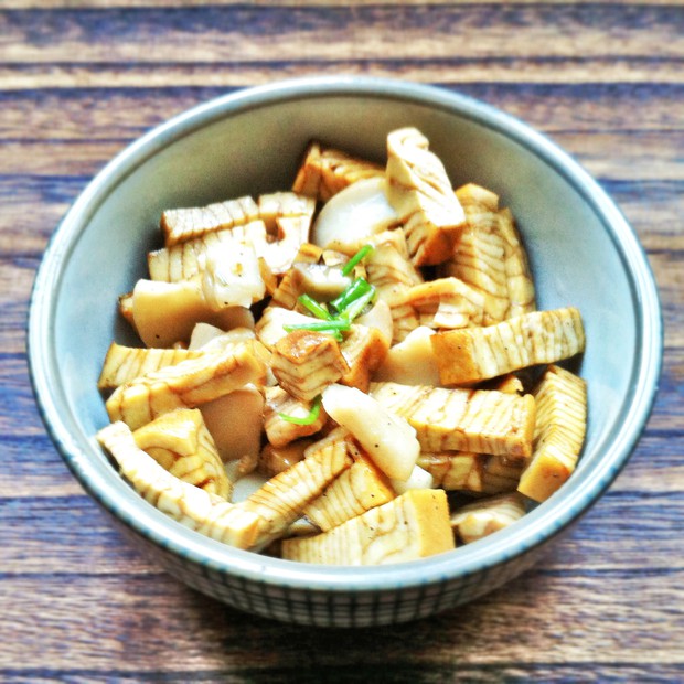 素食炒豆干炒菇的做法